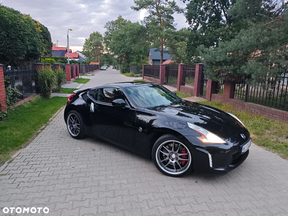 Nissan 370 Z - 10