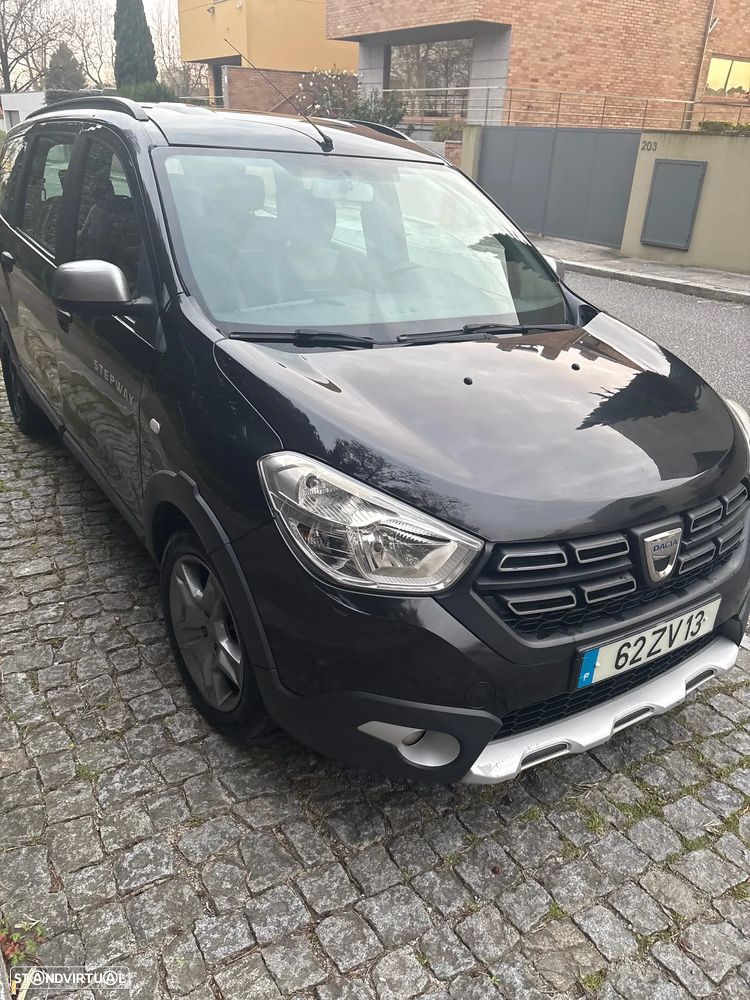 Dacia Lodgy 1.5 Blue dCi Comfort 7L - 8