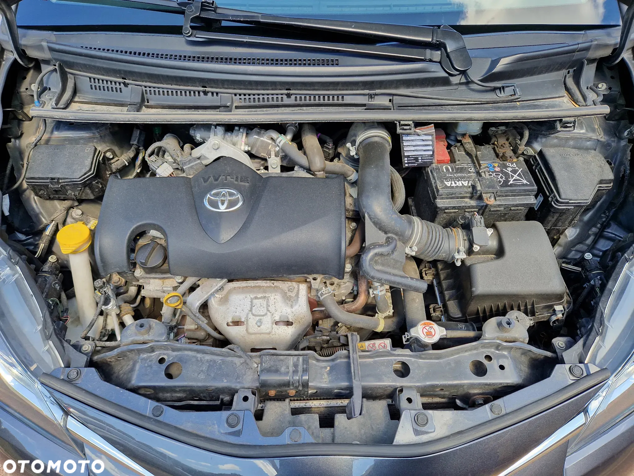 Toyota Yaris 1.5 Premium - 14