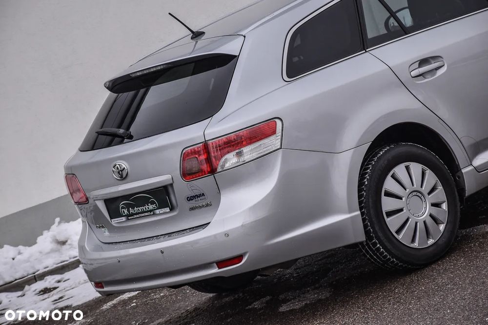 Toyota Avensis 2.0 D-4D Platinium - 13