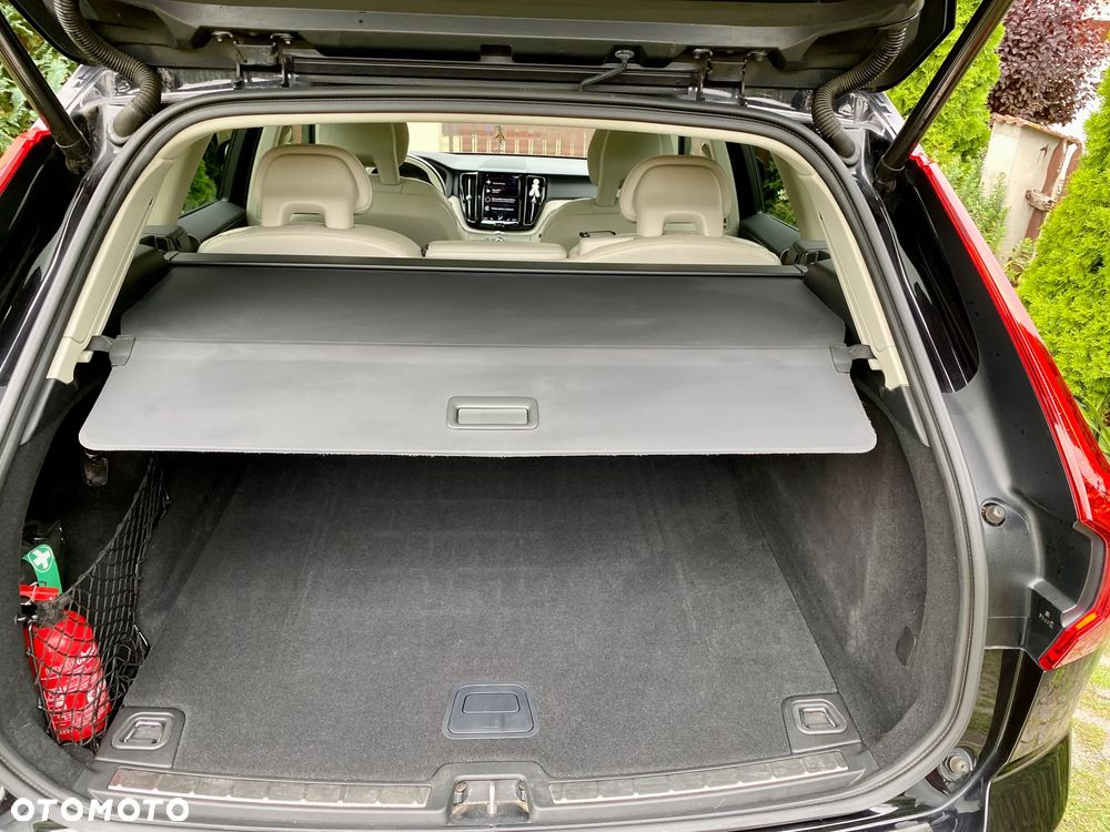Volvo XC 60 D5 AWD Inscription - 17