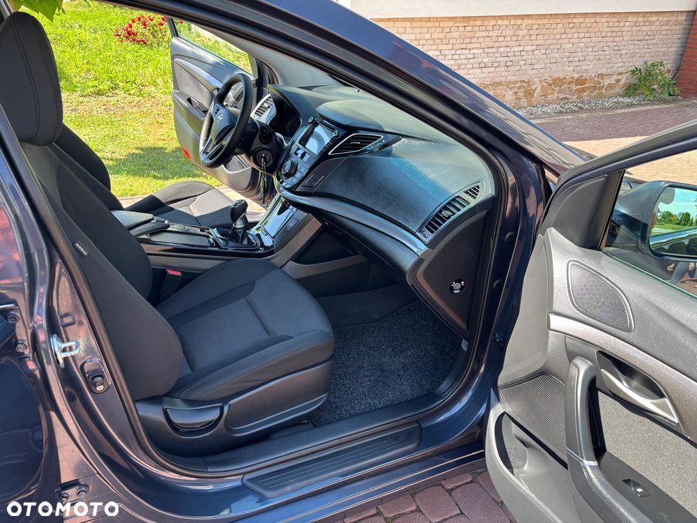Hyundai i40 1.6 GDI Comfort + - 10