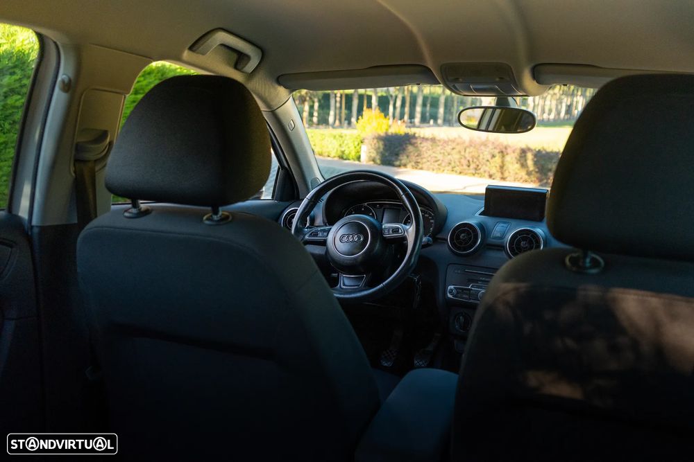 Audi A1 Sportback 1.4 TDI S-line - 31