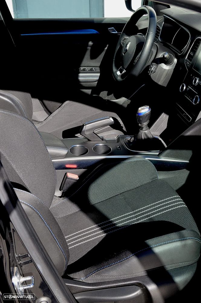 Renault Mégane 1.5 dCi GT Line - 21