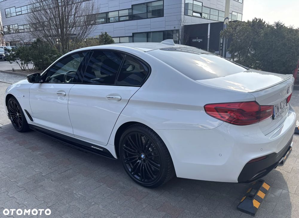 BMW Seria 5 540i xDrive - 4