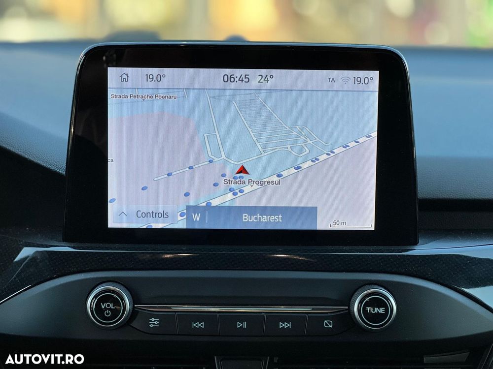 Ford Focus 1.5 EcoBoost ST-Line - 13