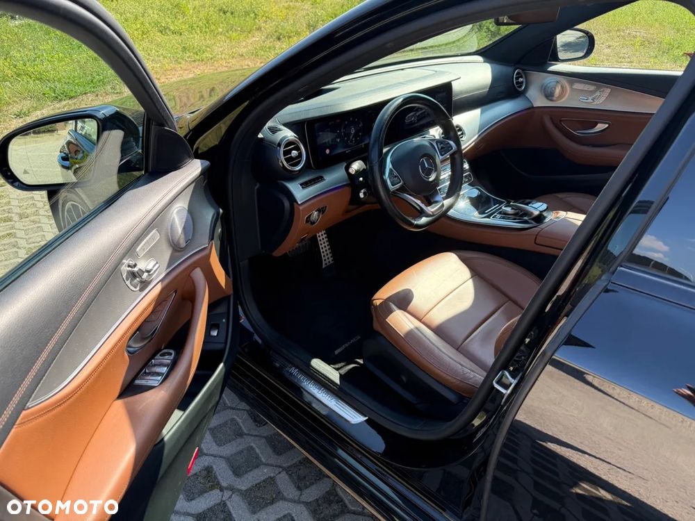 Mercedes-Benz Klasa E 220 d 9G-TRONIC AMG Line - 17