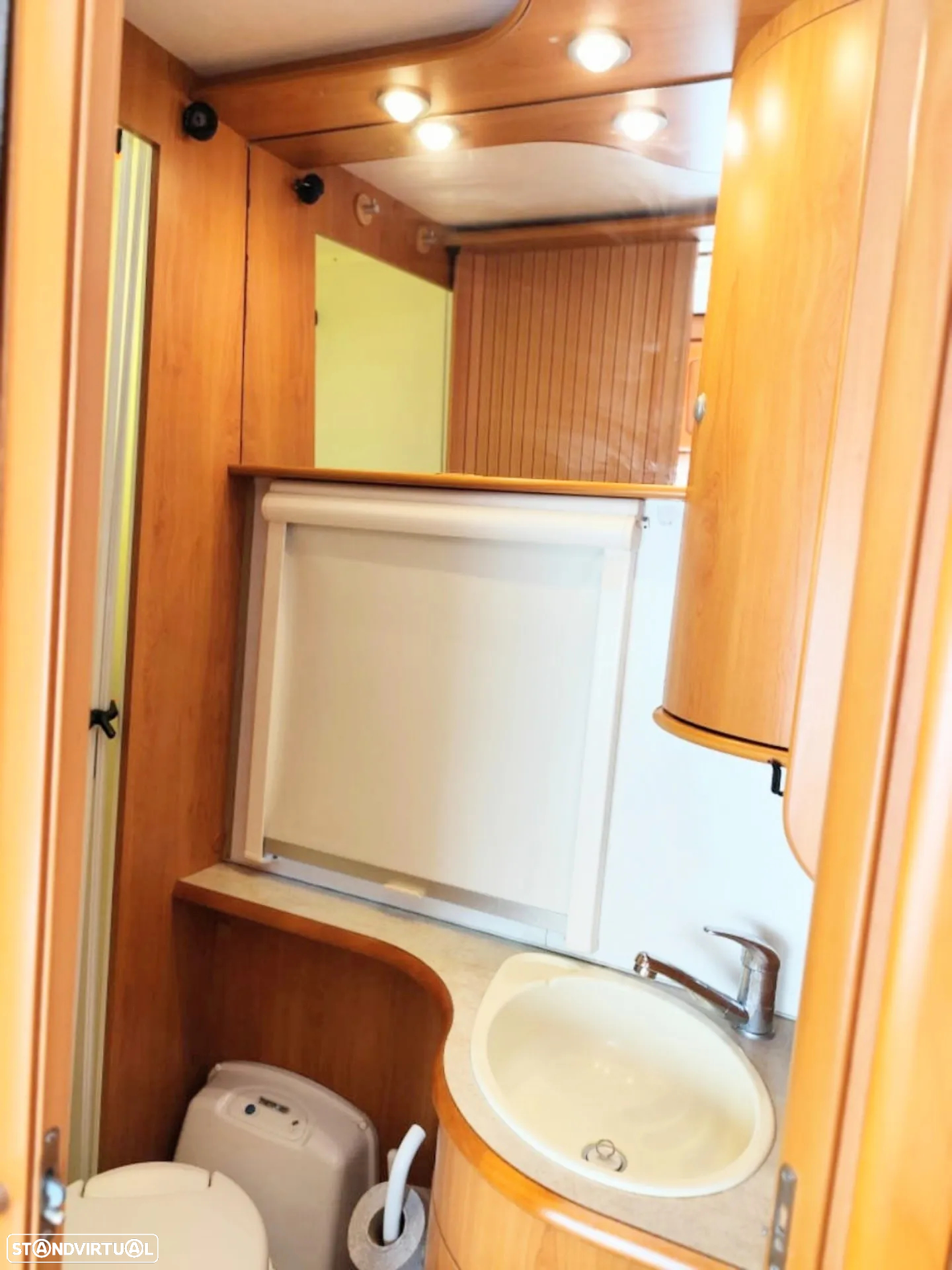Hymer Car Eriba - 21