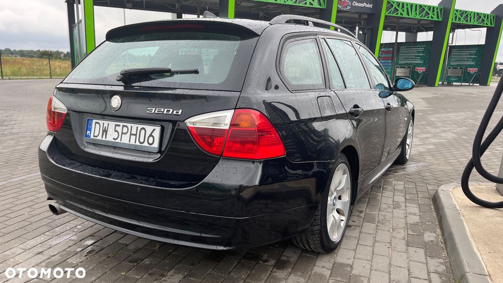 BMW Seria 3 320d - 3
