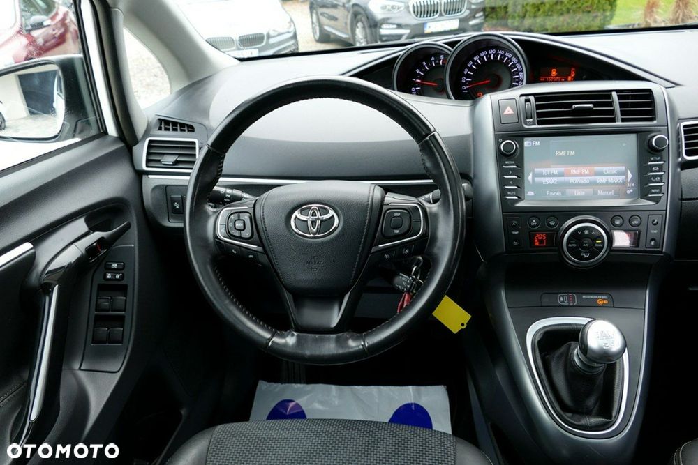 Toyota Verso 1.6 D-4D Premium - 29