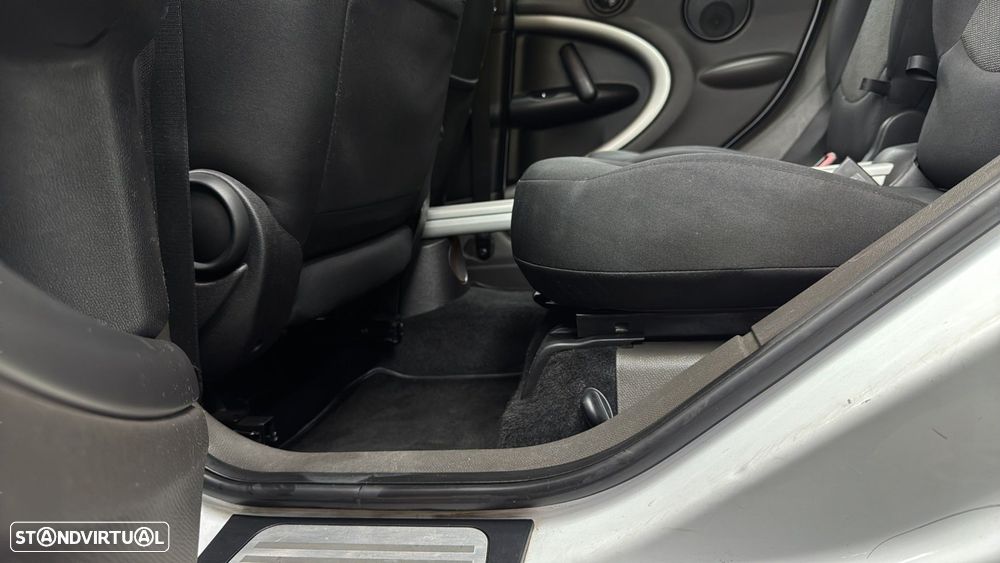 MINI Countryman Cooper D - 11