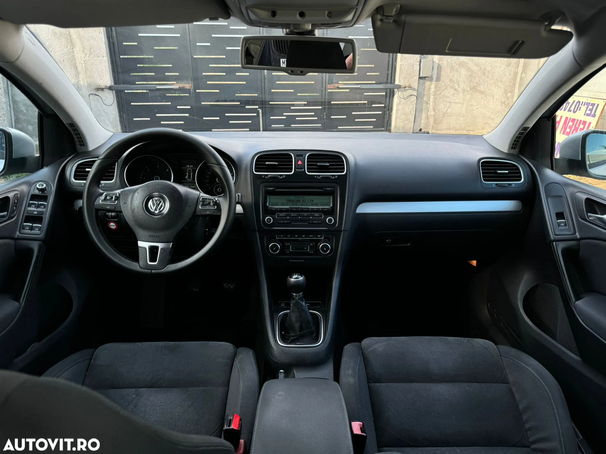 Volkswagen Golf 1.6 TDI DPF Highline - 7
