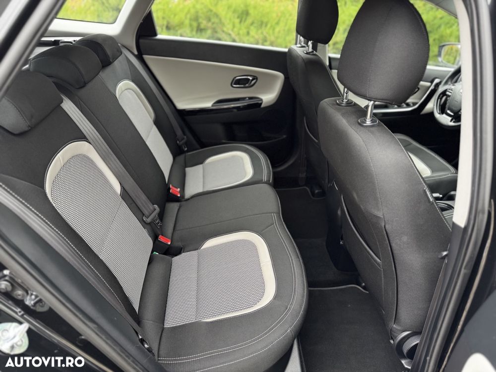 Kia Ceed - 22