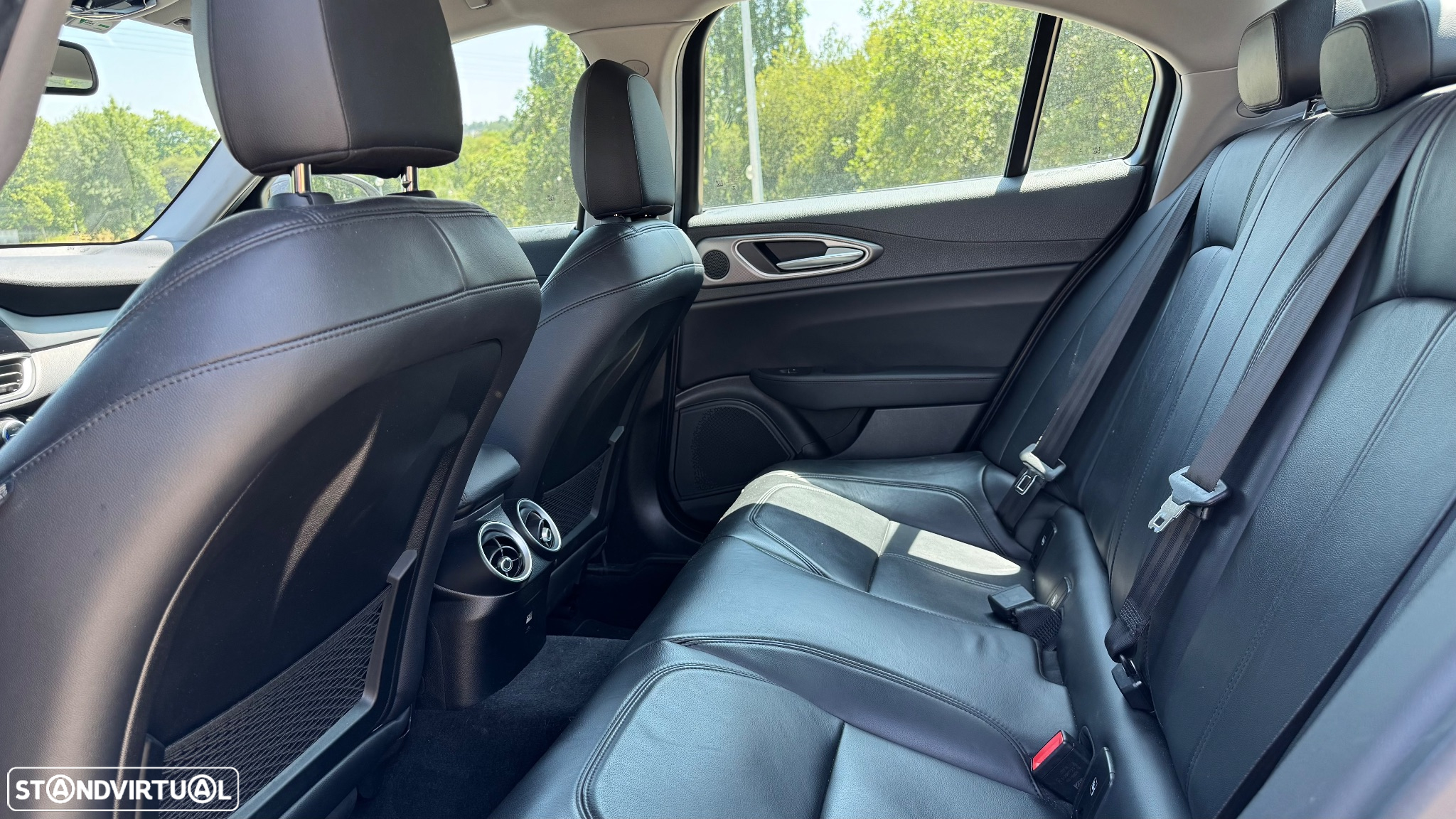 Alfa Romeo Giulia 2.2 D Super AT8 - 27