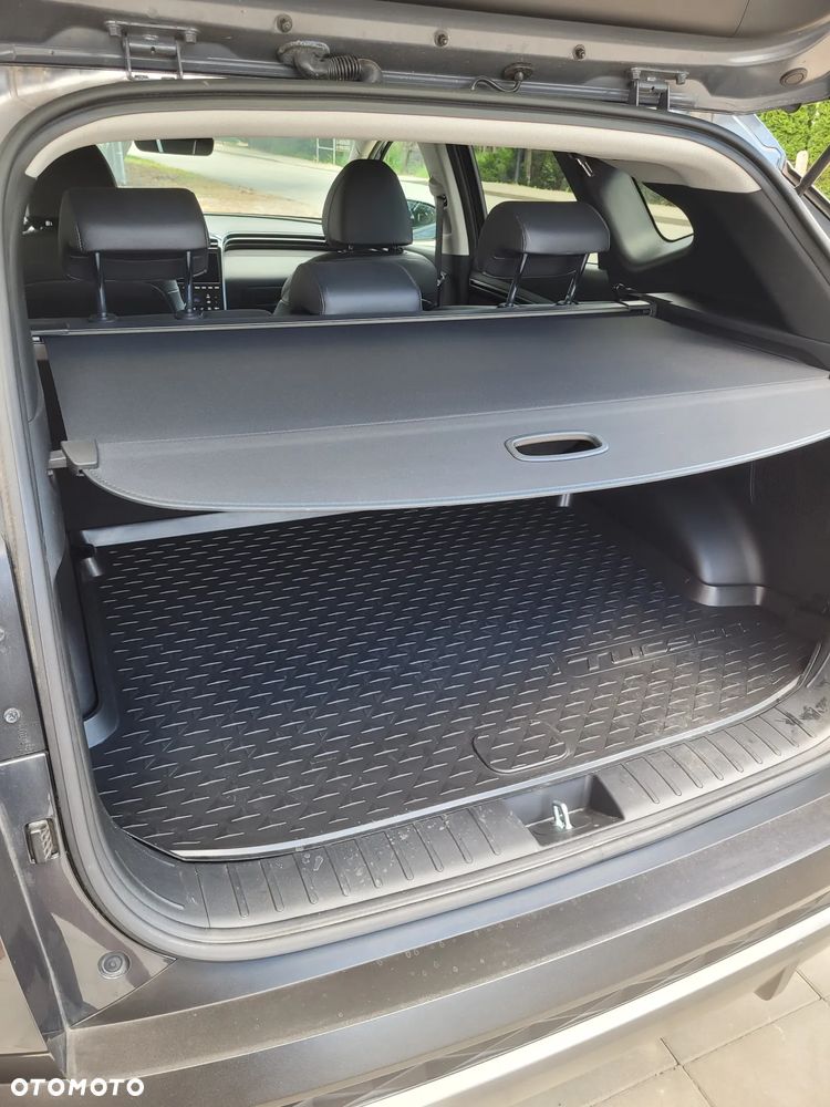 Hyundai Tucson 1.6 T-GDi HEV 2WD Select - 32