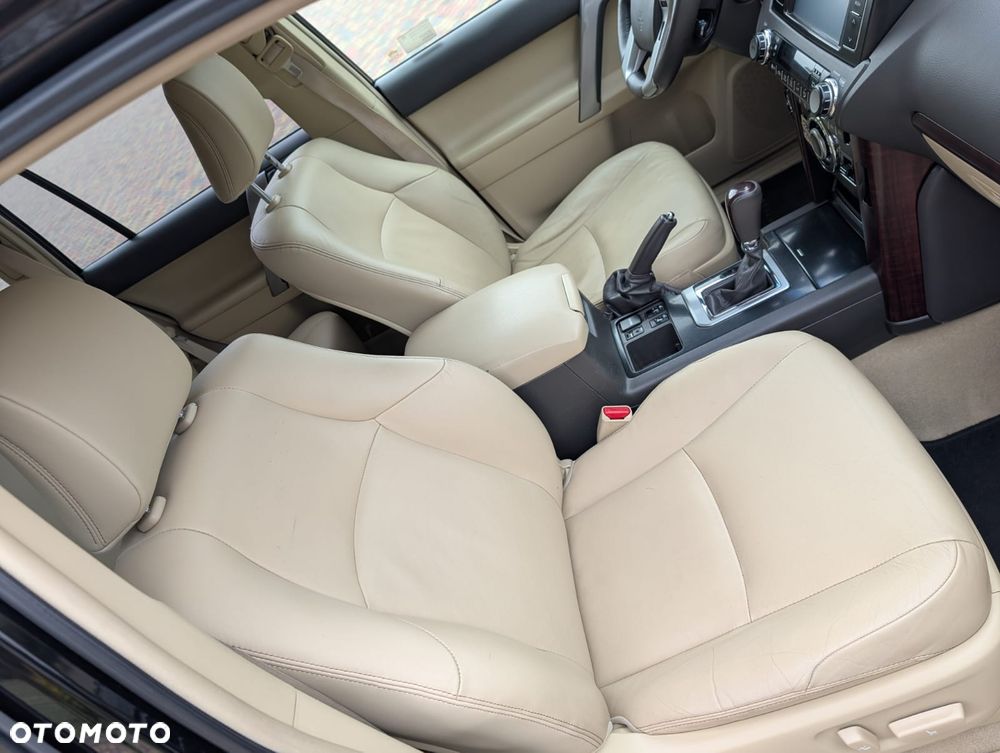 Toyota Land Cruiser LC 2.8 D-4D Invincible - 25