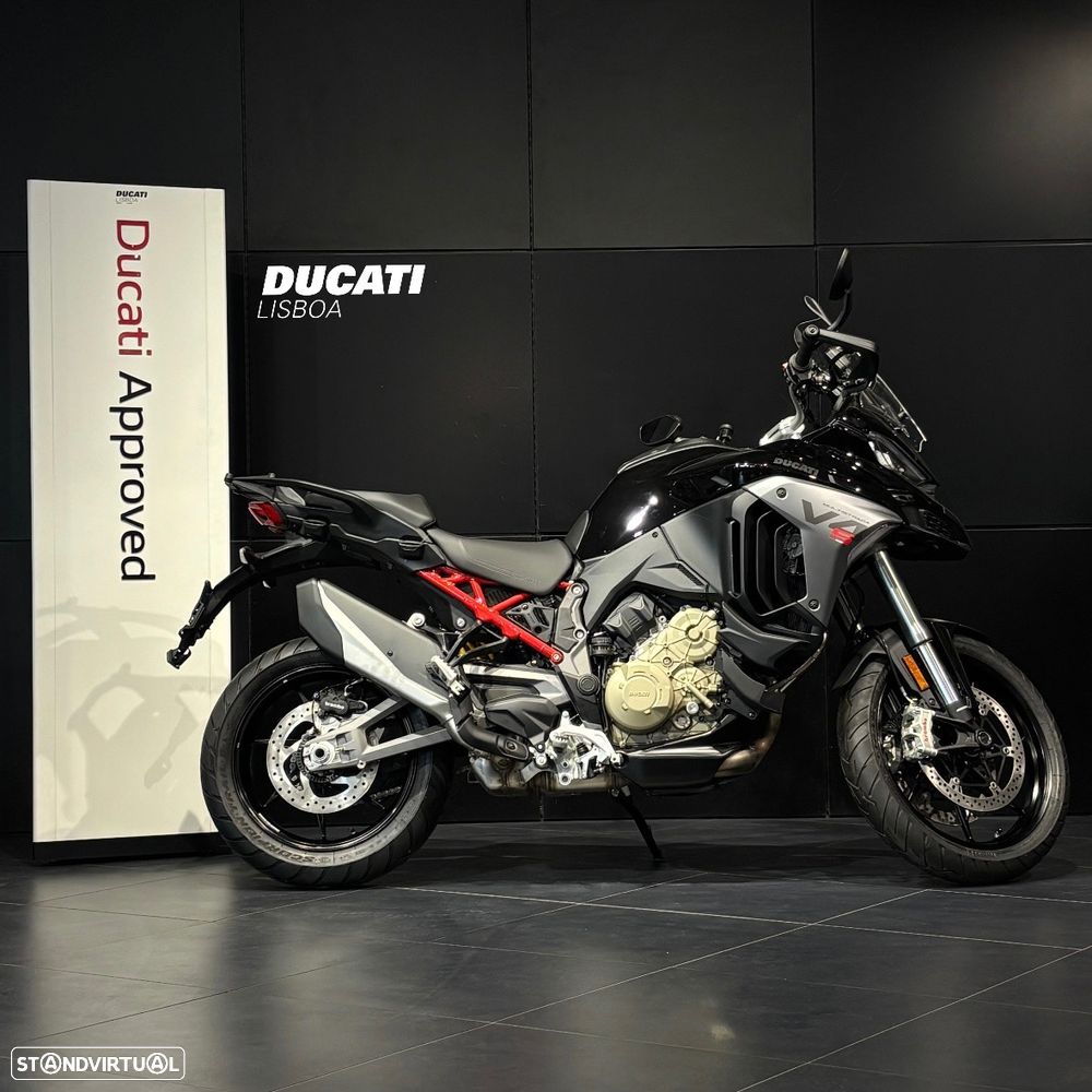 Ducati Multistrada V4 S - 1