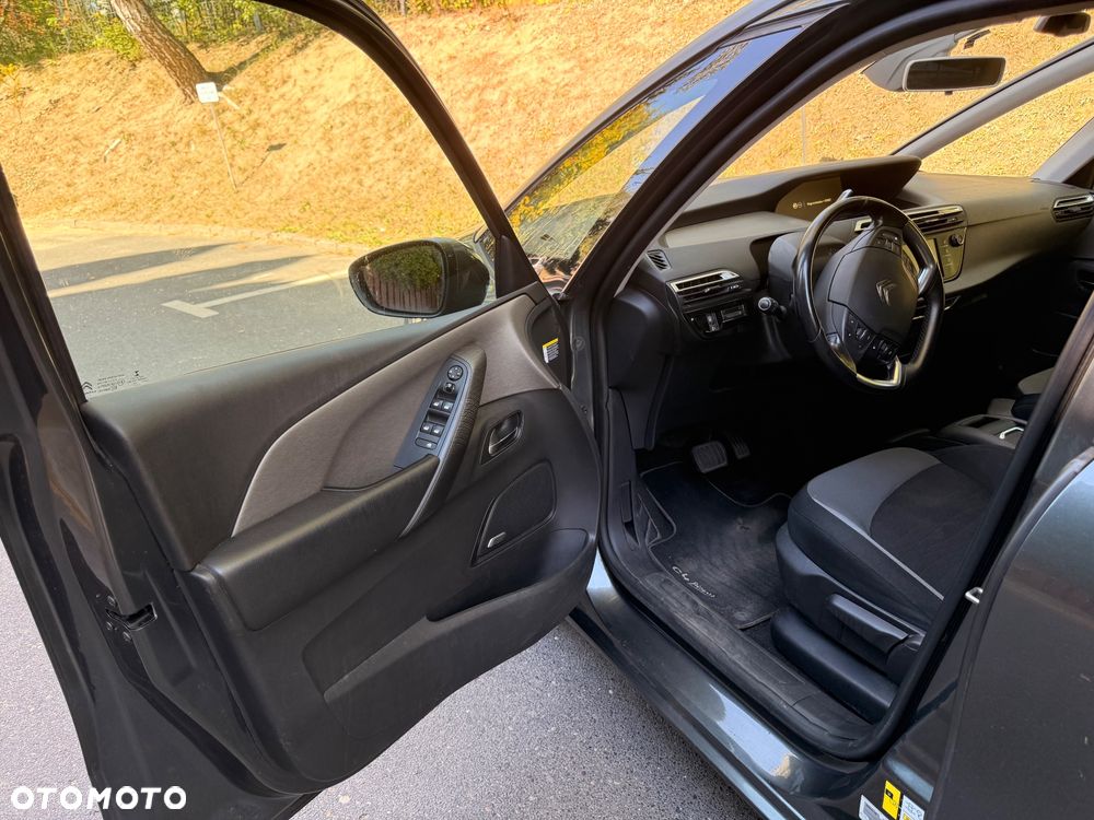 Citroën C4 Grand Picasso - 8