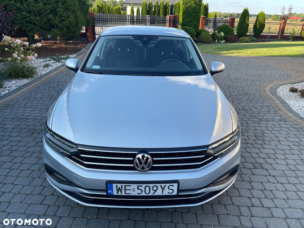 Volkswagen Passat - 5