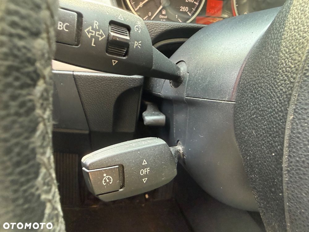 BMW Seria 3 - 25