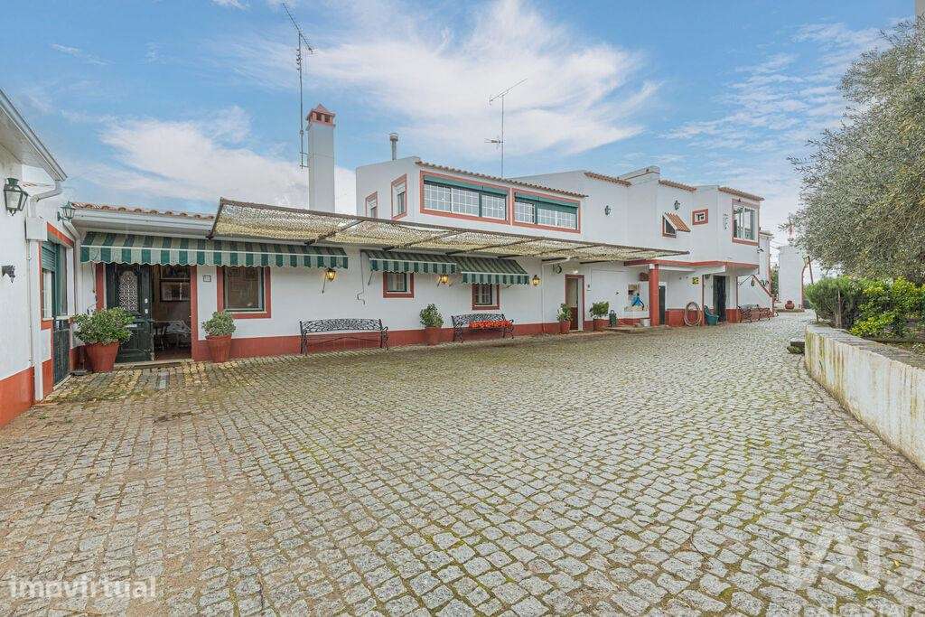 Quinta T6 em São Brás e São Lourenço de 366,00 m2 - Grande imagem: 5/30