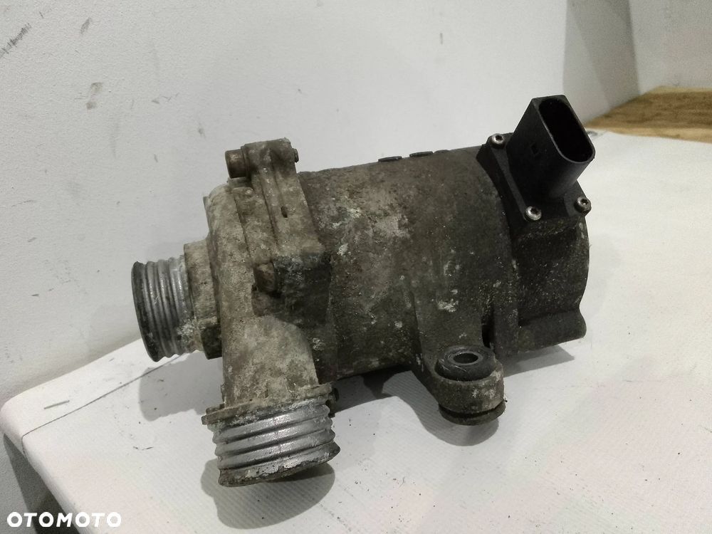 Elektryczna pompa wody BMW F20 F30 F32 F34 7597715 - 2