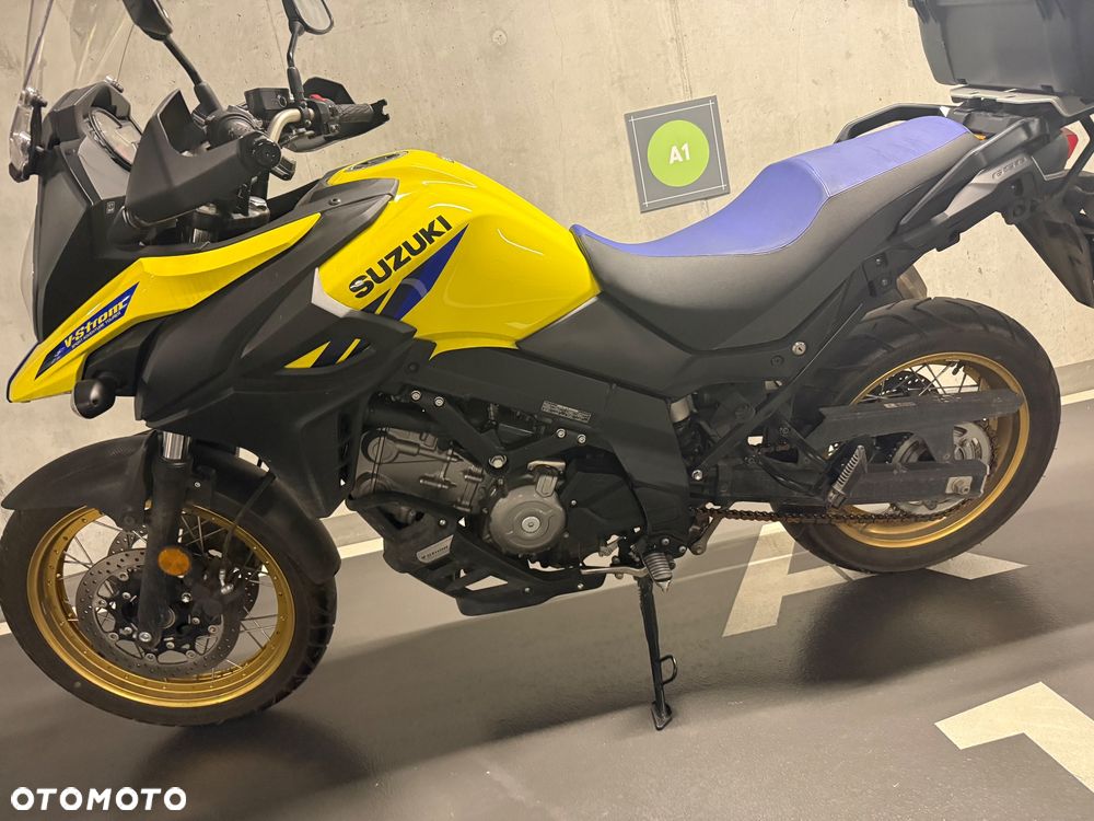 Suzuki V-STROM - 3