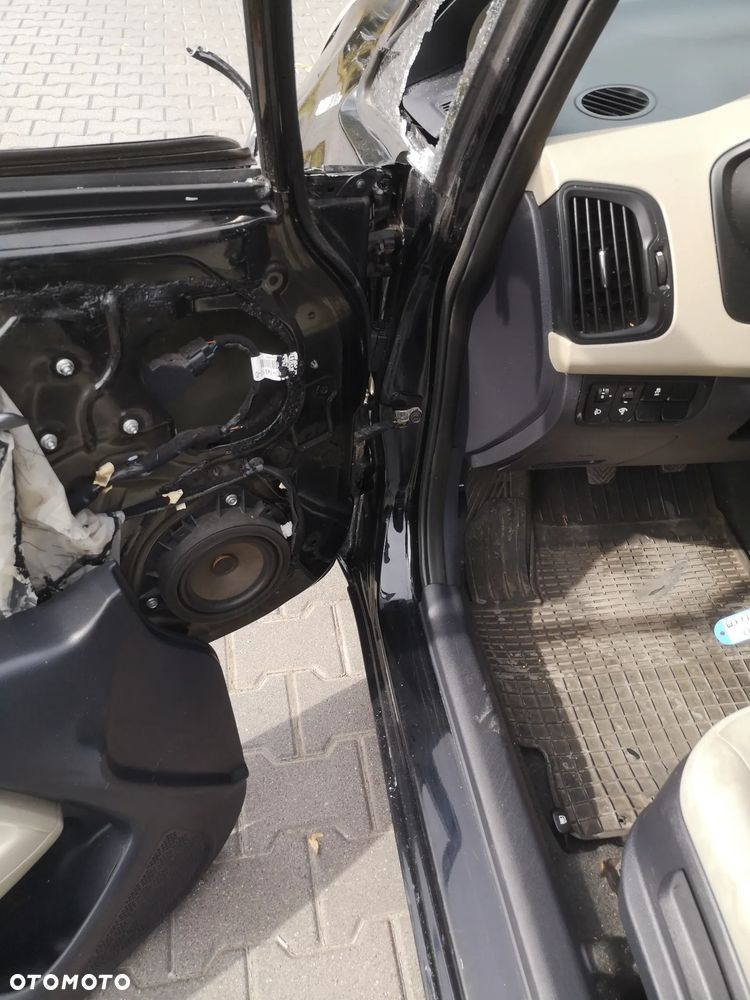 Kia Rio - 20