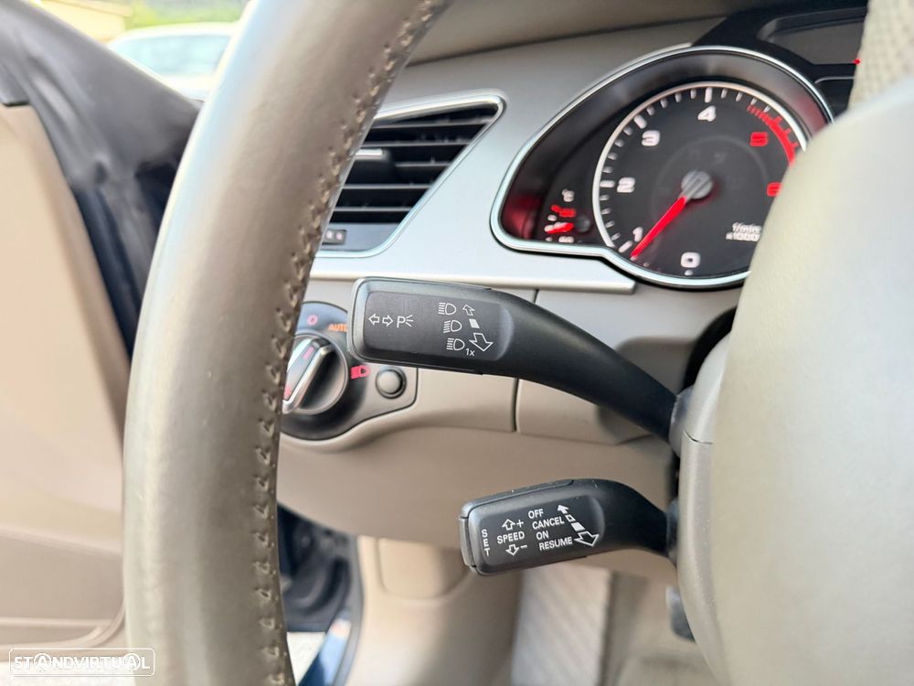 Audi A5 Cabrio 2.0 TDi S-line - 22