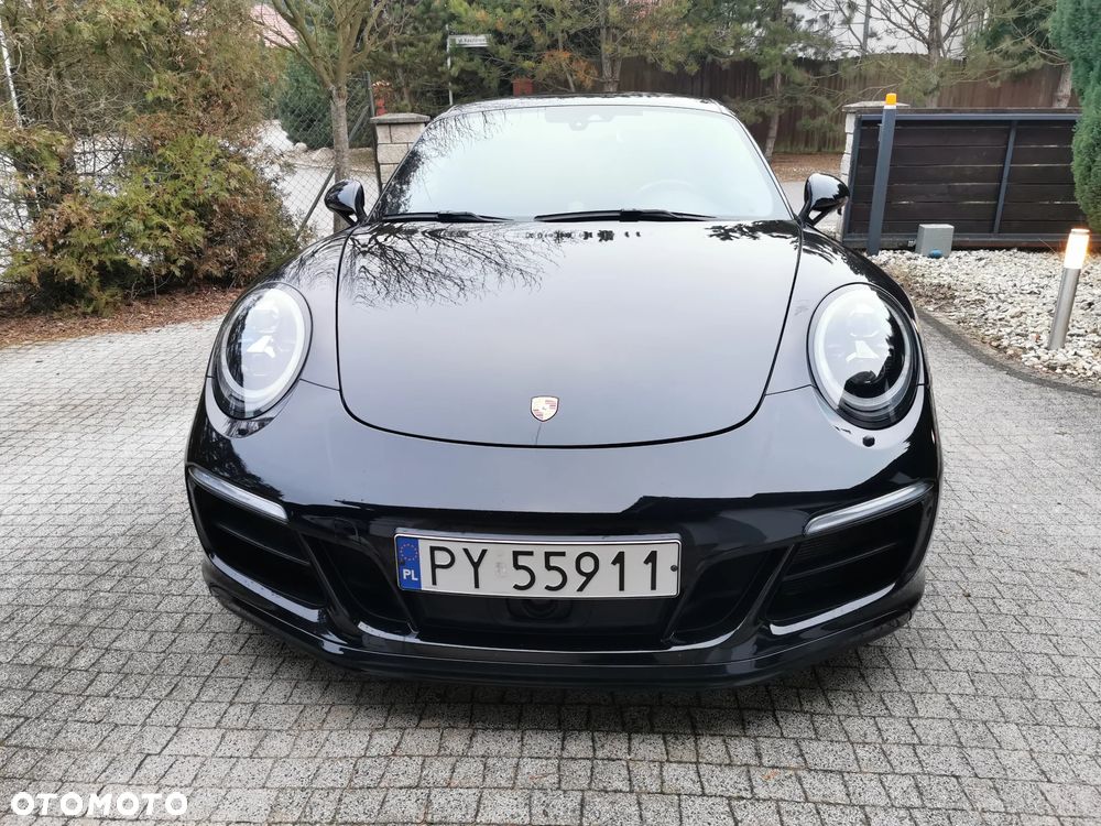 Porsche 911 Carrera 4 GTS PDK - 5