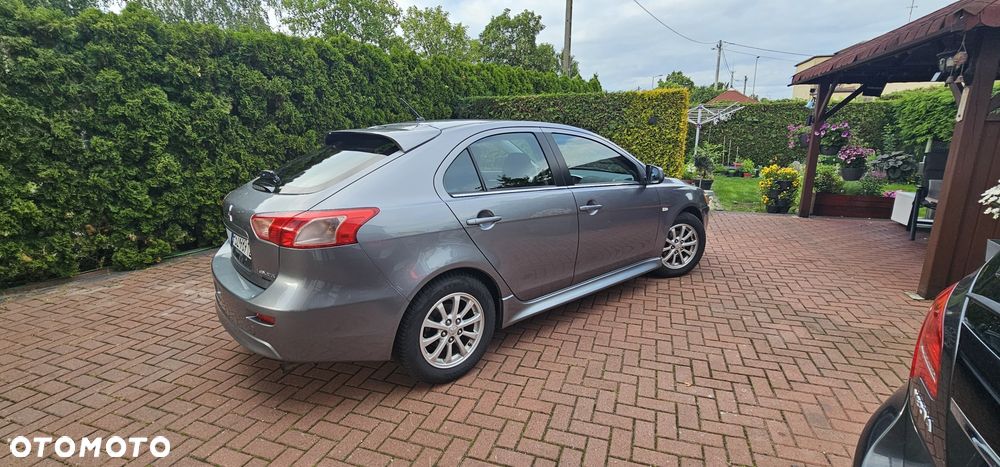 Mitsubishi Lancer - 4