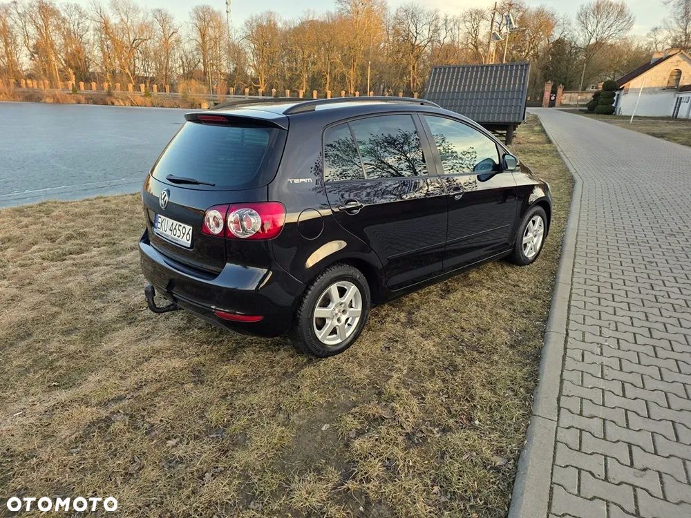 Volkswagen Golf Plus 1.6 TDI Comfortline - 3