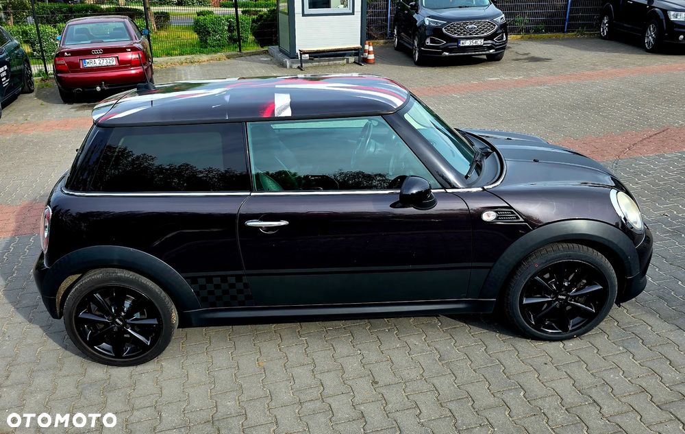 MINI Cooper Standard - 9