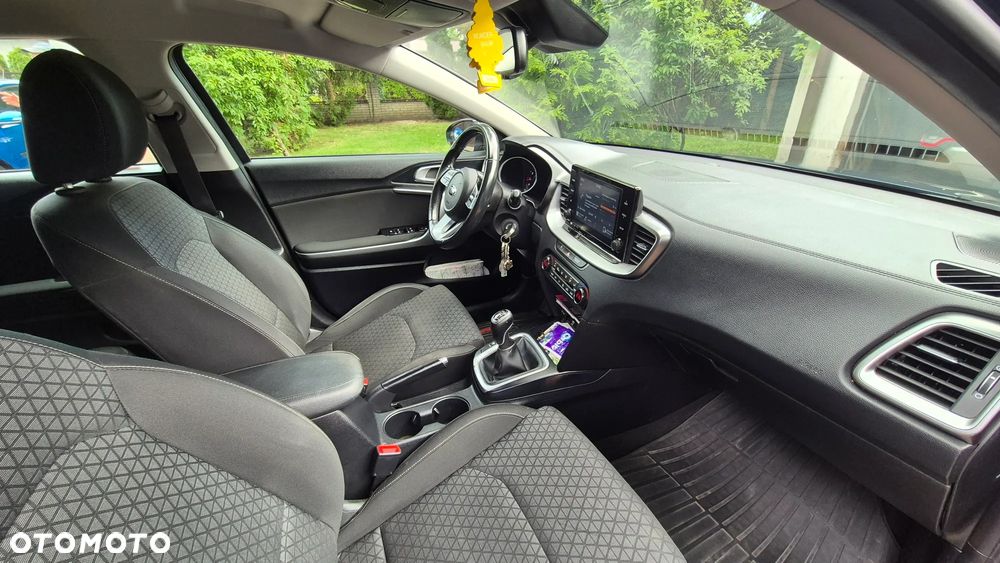 Kia Ceed 1.4 T-GDI M - 14
