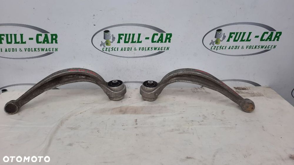 AUDI Q7 4M0 WAHACZ PRZÓD DOLNY 4M0407696C 4M0407695C