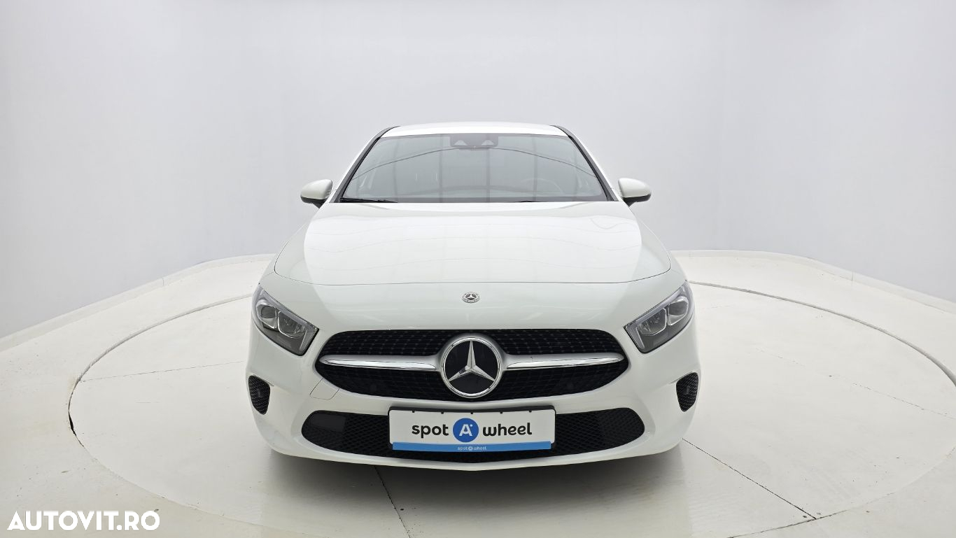 Mercedes-Benz A - 4