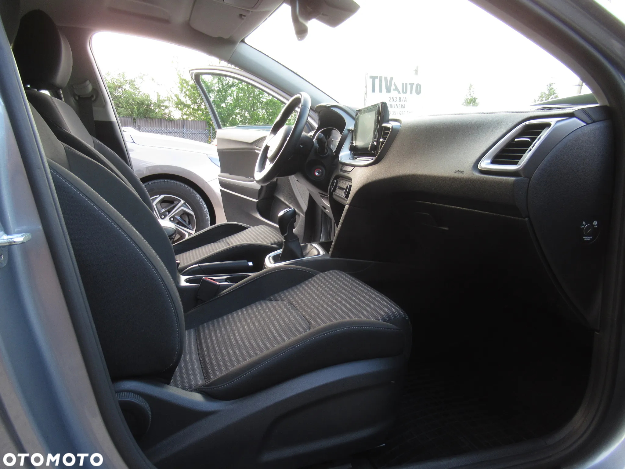 Kia Ceed 1.5 T-GDI M - 9