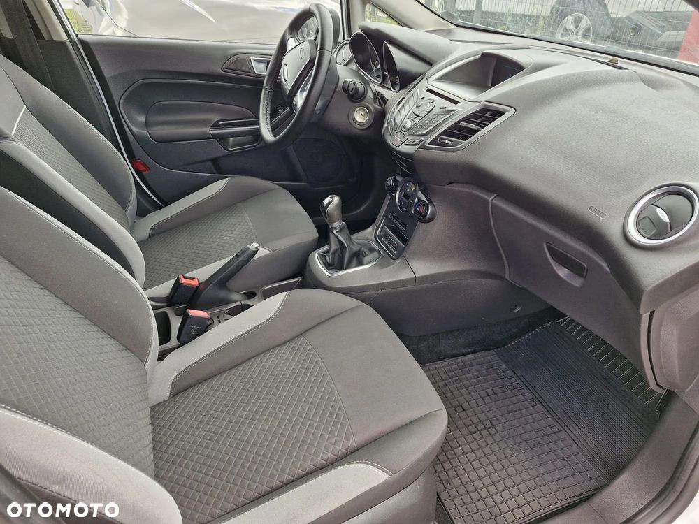 Ford Fiesta 1.25 SYNC Edition - 11