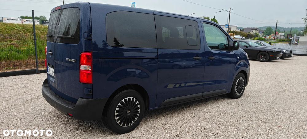 Toyota ProAce Kombi D-4D Medium 2,6t - 7