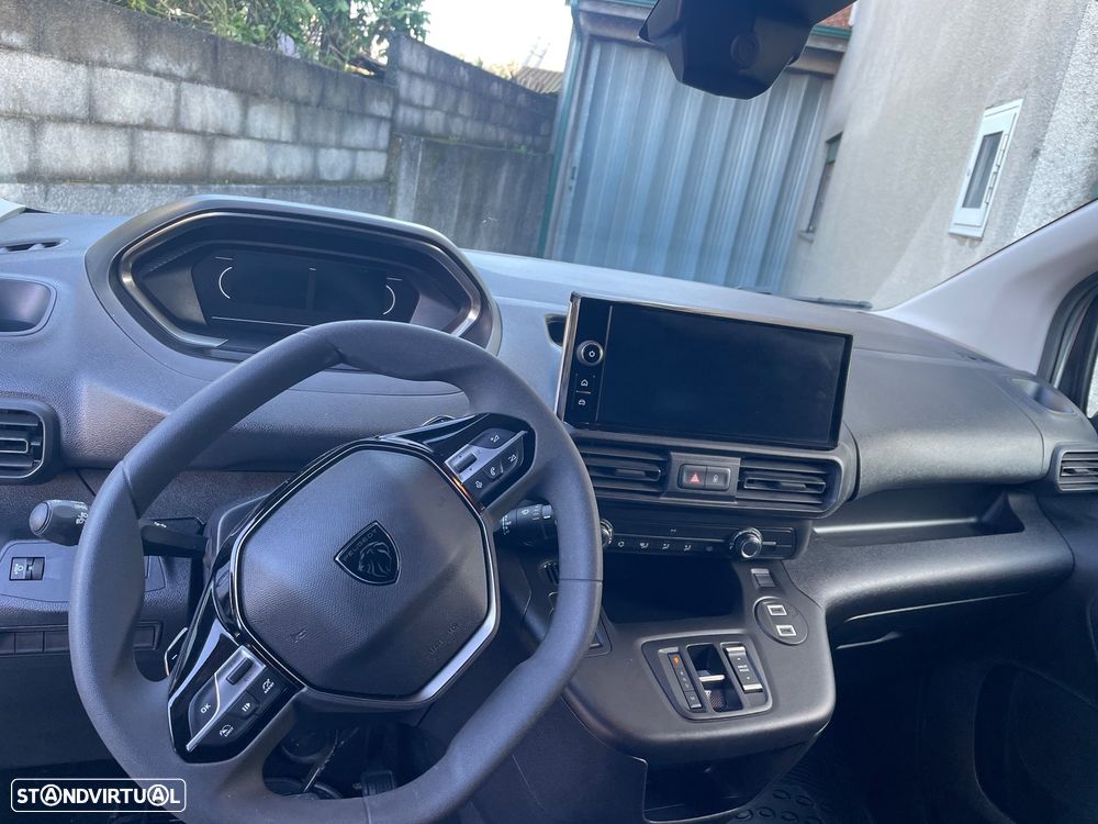 Peugeot Partner - 8