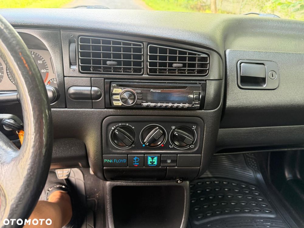 Volkswagen Golf 1.4 CL - 17