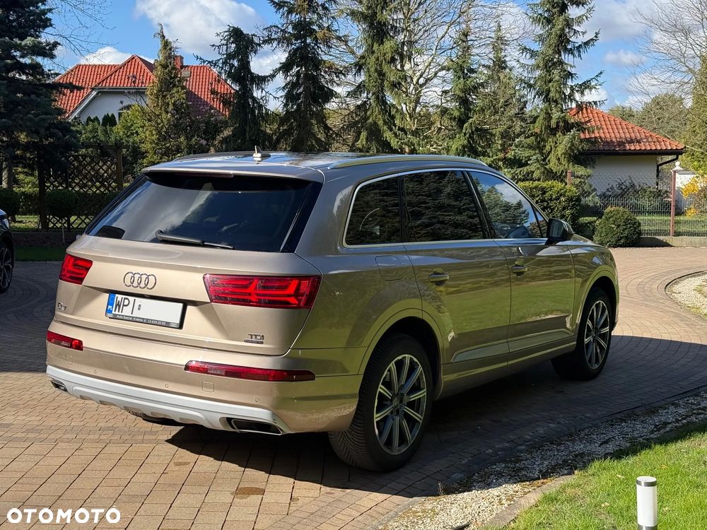 Audi Q7 3.0 TDI ultra Quattro Tiptronic - 5
