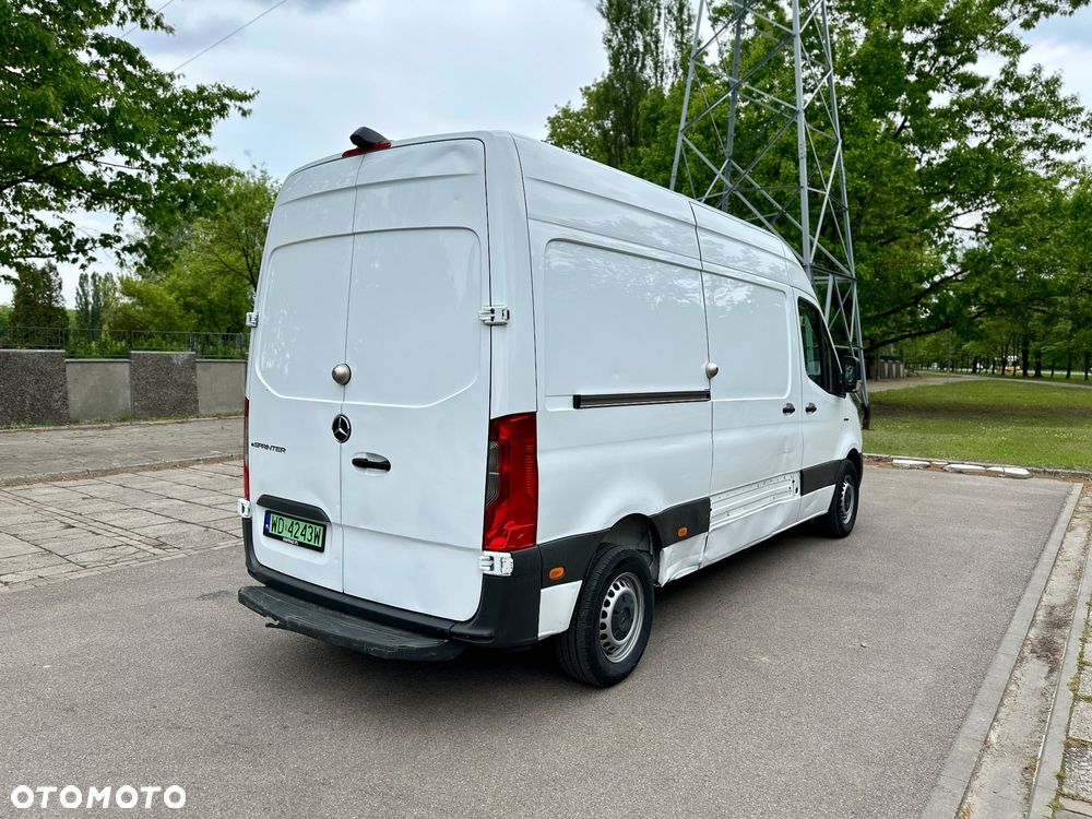 Mercedes-Benz eSprinter - 5