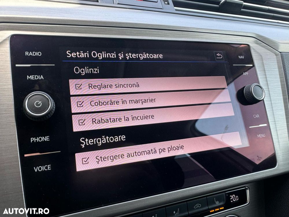 Volkswagen Passat 2.0 TDI DSG Advance - 24