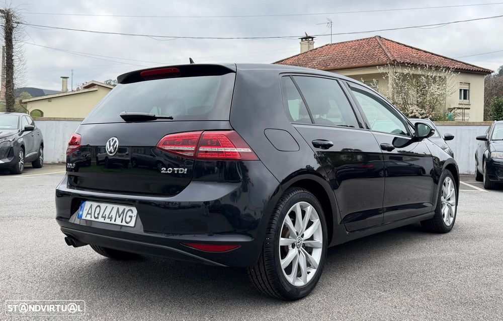 VW Golf 2.0 TDI Highline DSG - 4