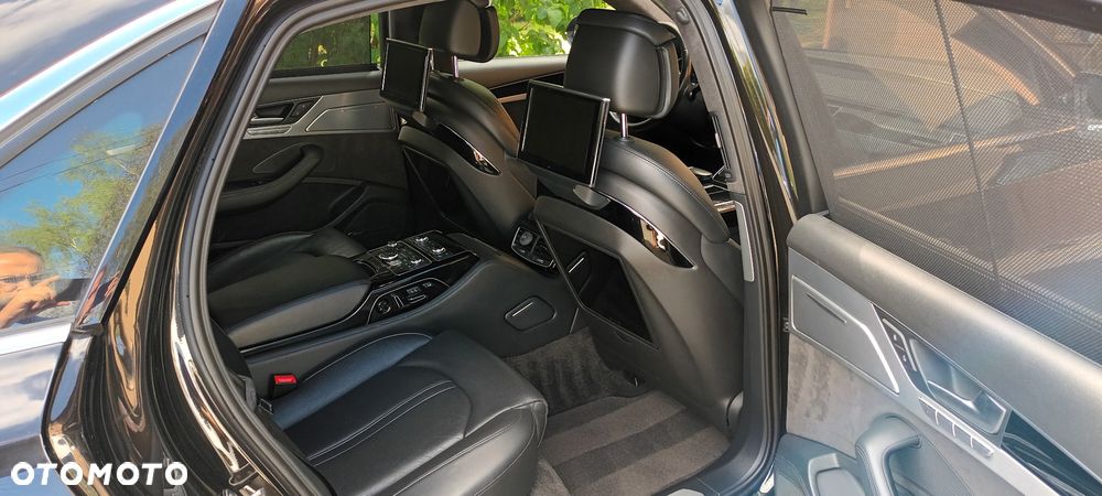 Audi A8 4.2 TDI L Quattro - 9