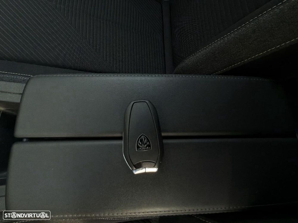 Peugeot 308 1.2 PureTech Allure EAT8 - 15