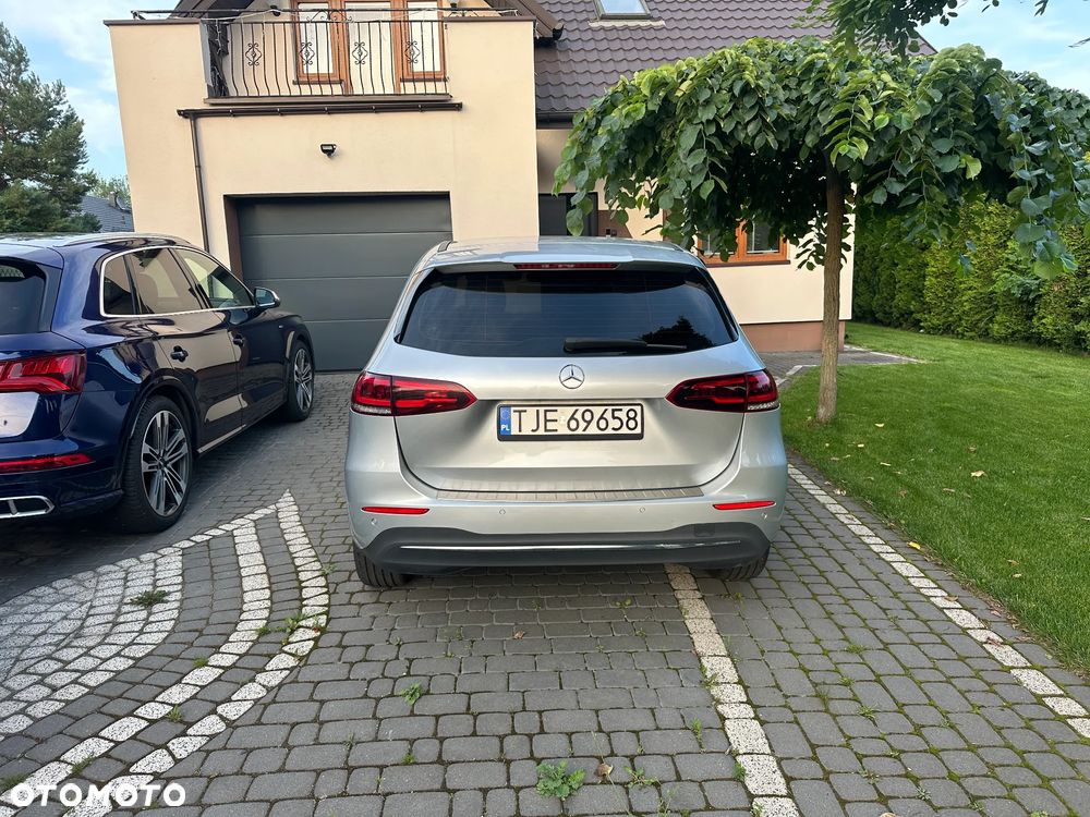 Mercedes-Benz Klasa B 200 d 8G-DCT Style - 14