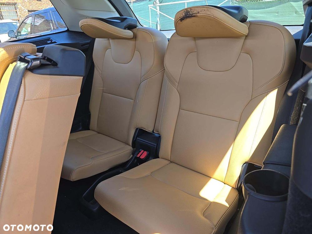 Volvo XC 90 T6 AWD Geartronic Momentum - 14