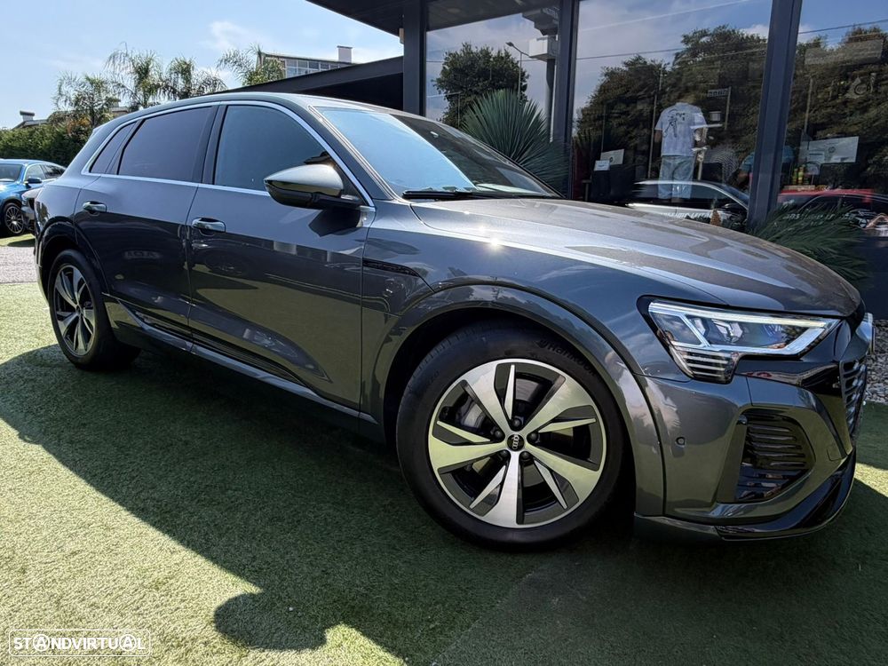 Audi Q8 e-Tron 50 quattro S line - 10